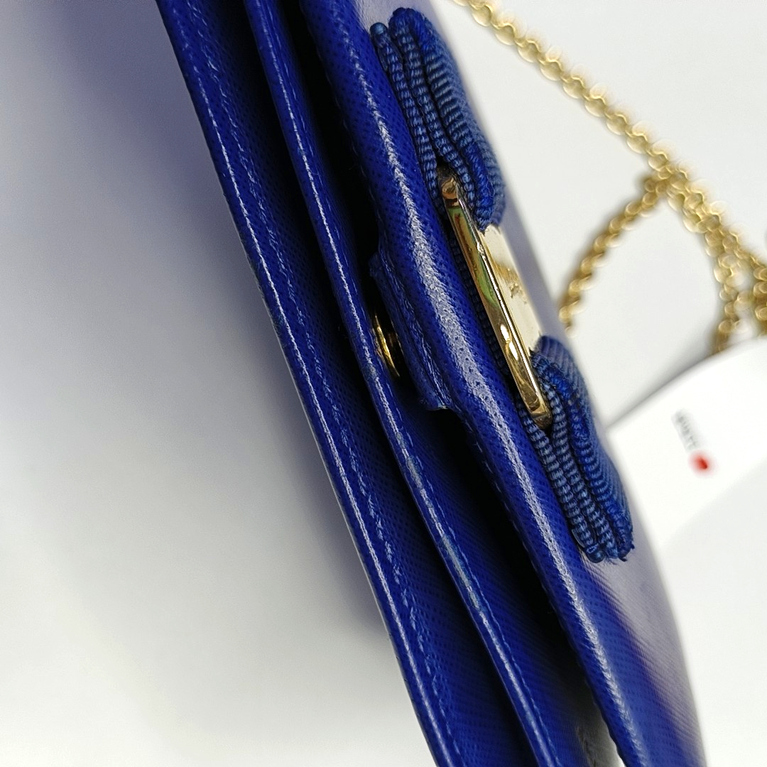 FERRAGAMO Ginny Blue Cowhide Crossbody Bag Golden hardware Removable shoulder strap-(SKU)-952268528