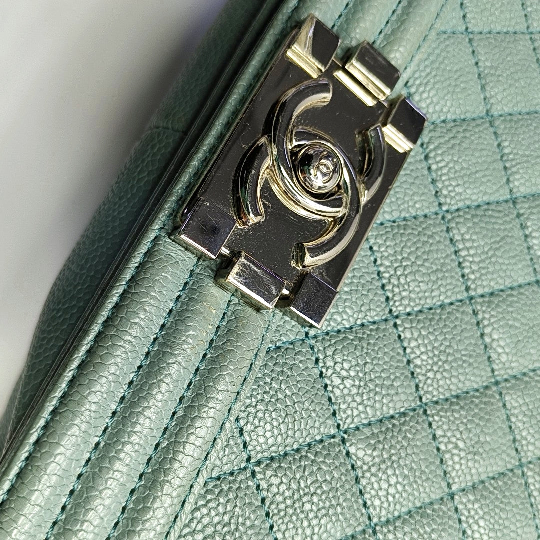 CHANEL BOY CHANEL Medium Green Calfskin Quilted Cannage Single Shoulder Bag, Crossbody Bag with Detachable Strap and Gold/Silver Hardware-(SKU)-969449479