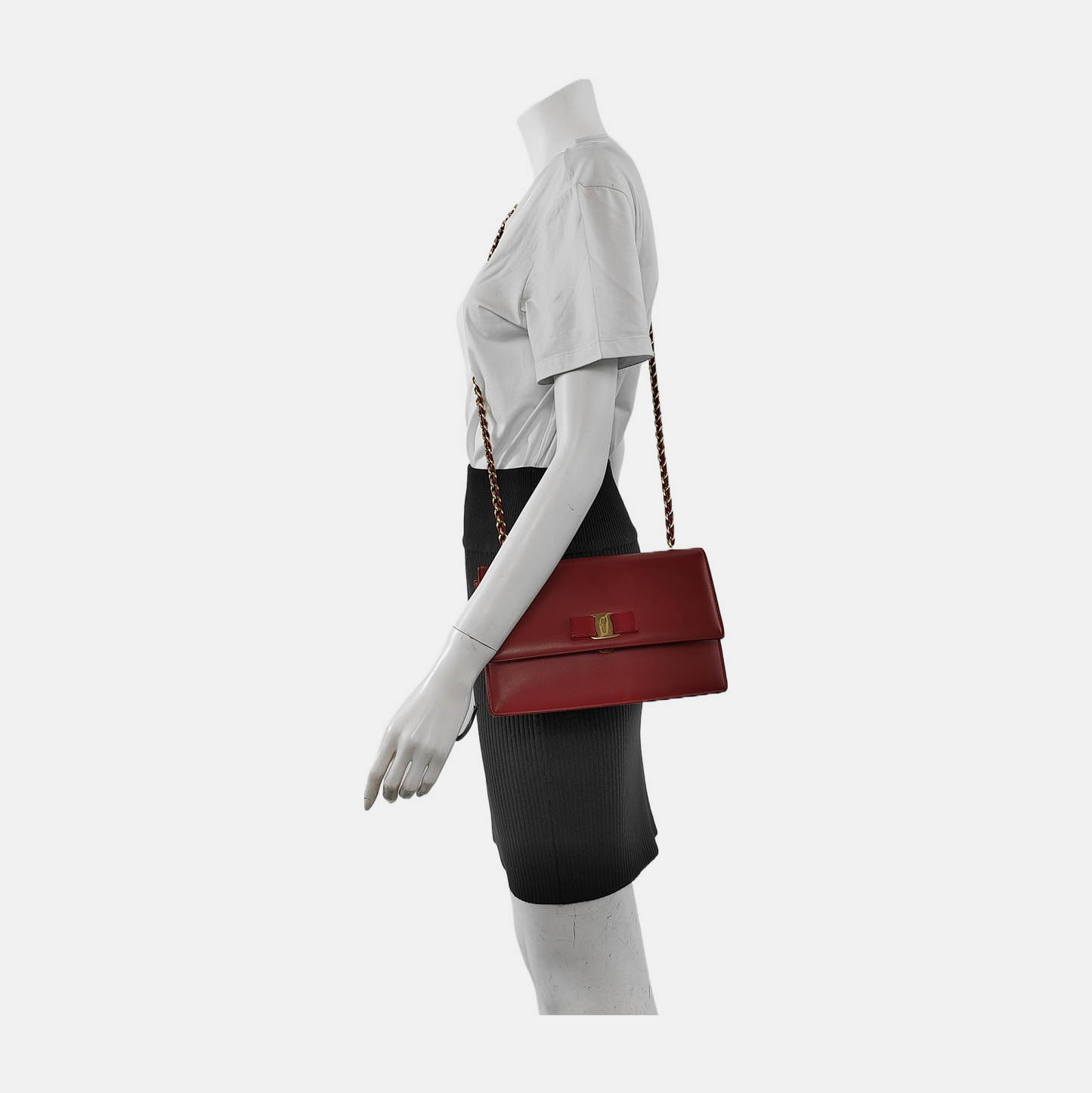 FERRAGAMO Ginny Red Cowhide Crossbody Single Shoulder Bag Golden hardware-(SKU)-941055982