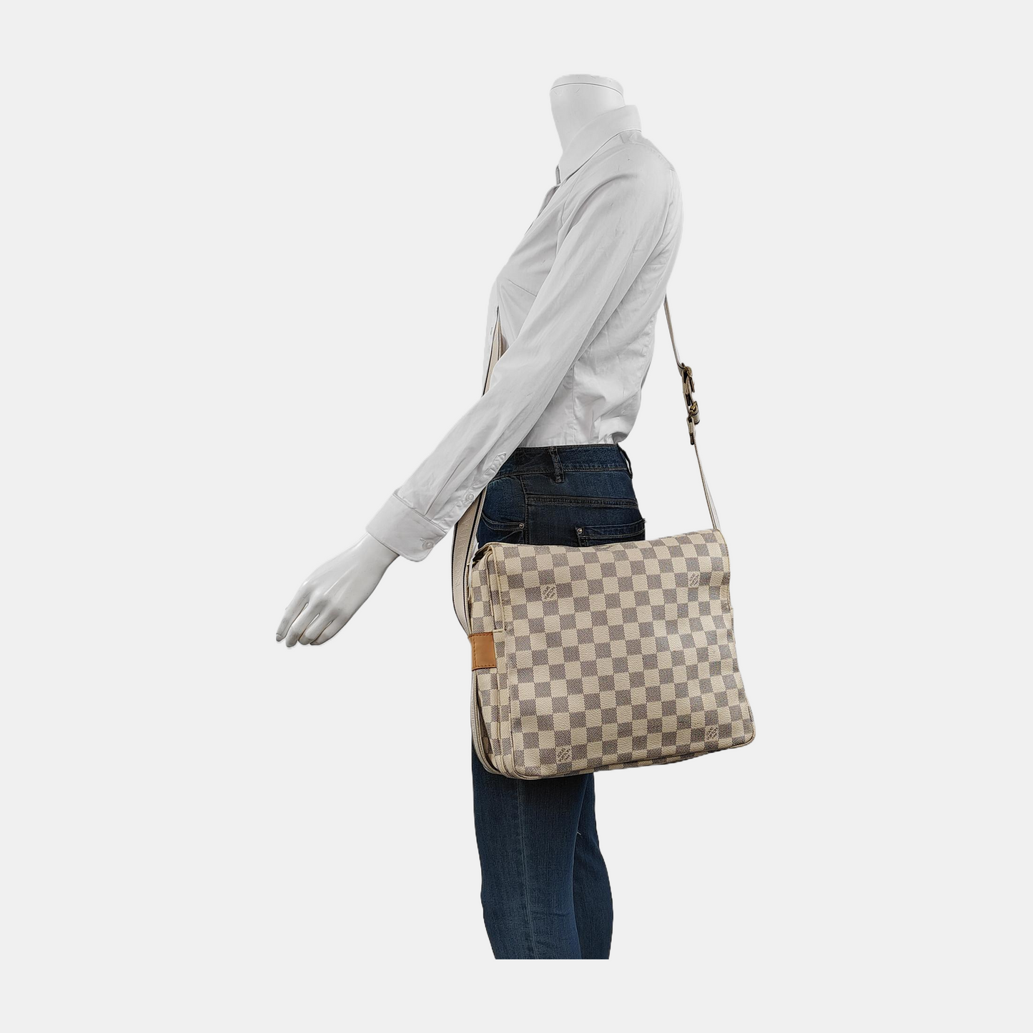 LOUIS VUITTON NAVIGLIO White Coated Canvas Chessboard Plaid Single Shoulder Bag Tote Crossbody Golden hardware-(SKU)-946272112