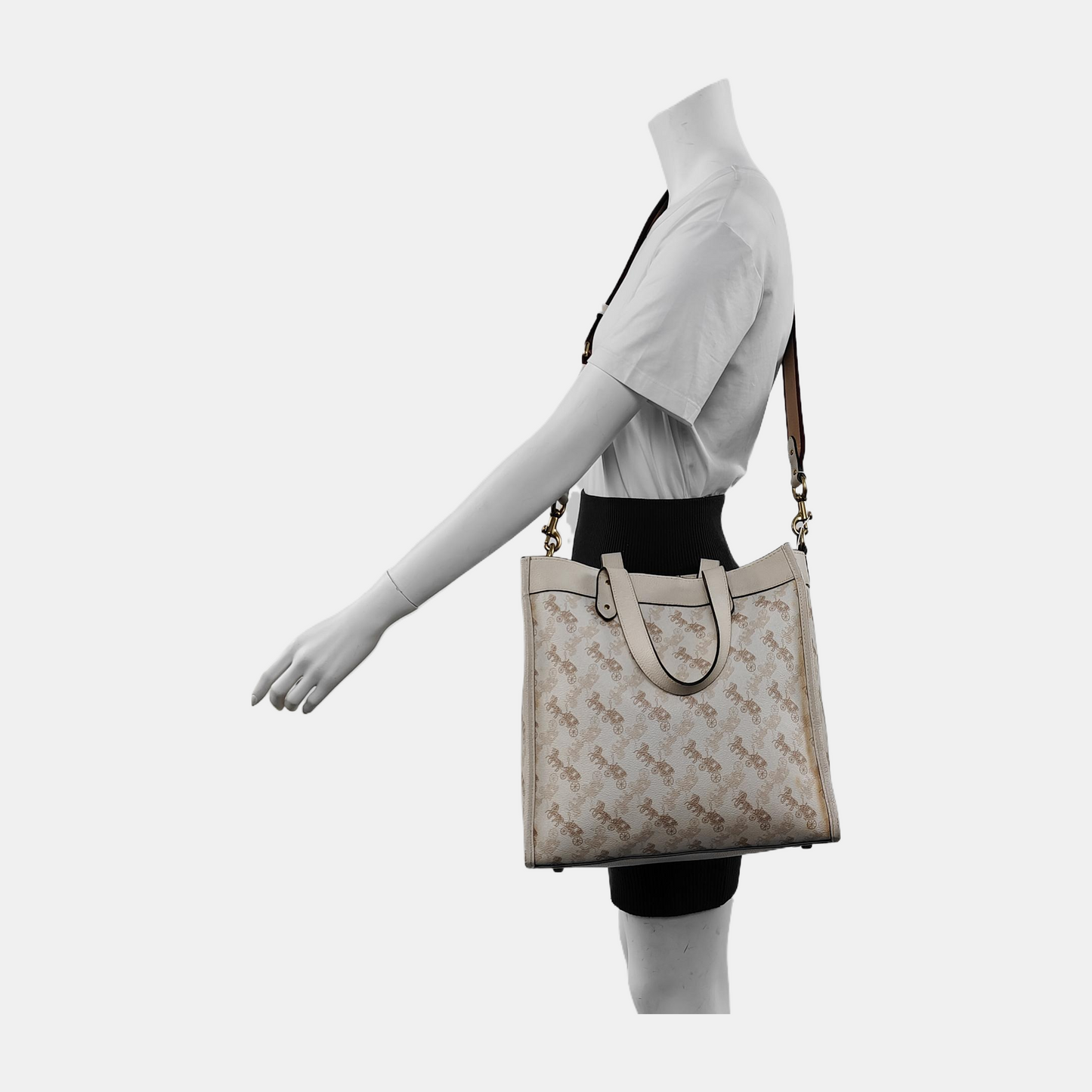 COACH FIELD White Coated Canvas Carriage Single Shoulder Bag Crossbody Handbag Golden hardware Removable shoulder strap-(SKU)-940671744