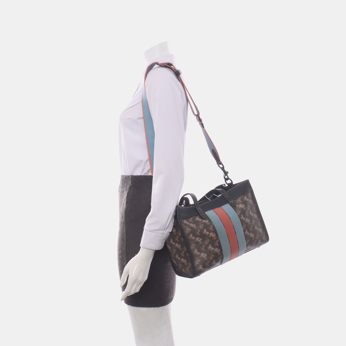COACH FIELD Brown Coated Canvas Printed Carriage Single Shoulder Bag Crossbody Handbag Black hardware Pouch detachable shoulder strap-(SKU)-14243467