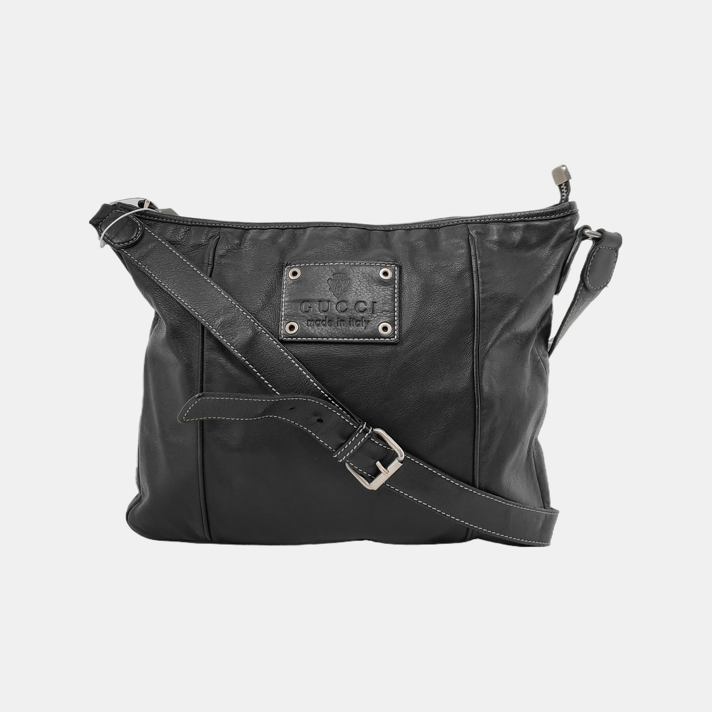 GUCCI Black Leather Studs Single Shoulder Crossbody Bag Golden hardware-(SKU)-946015395