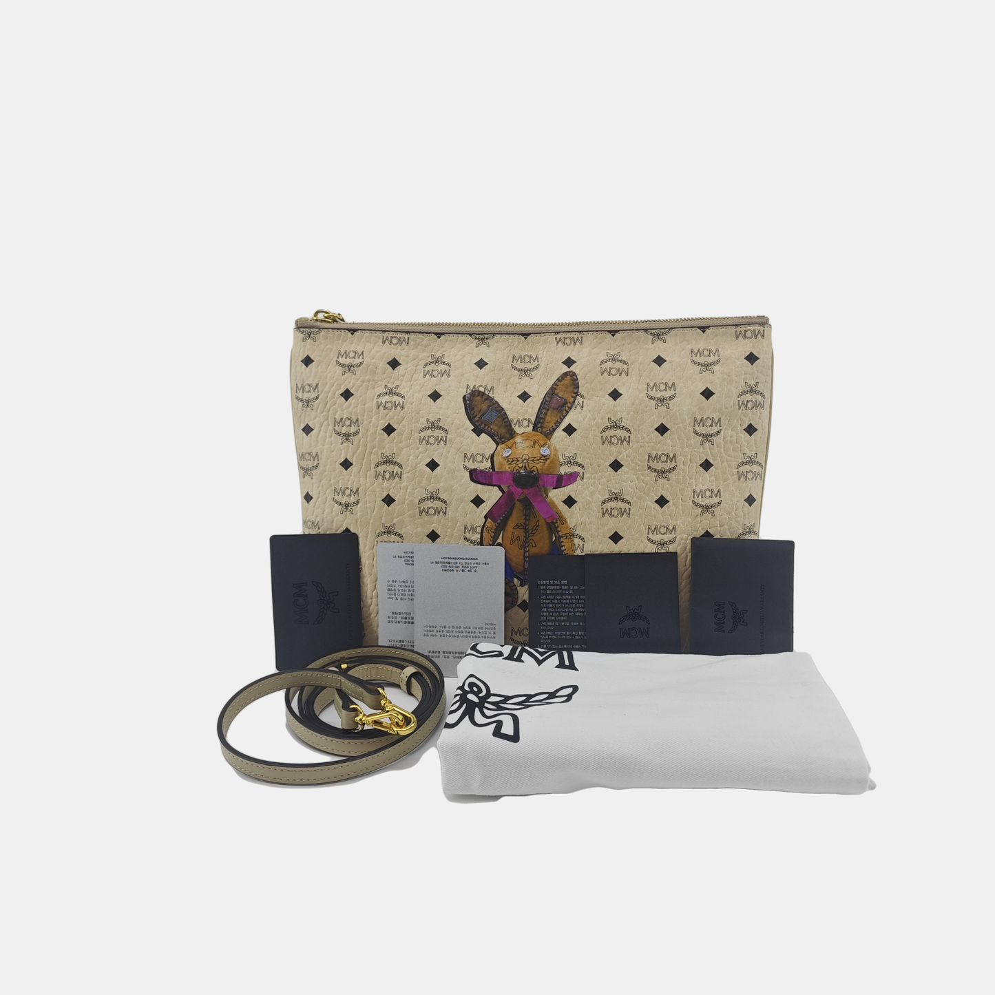 MCM Medium size Beige coated canvas old flower printed single shoulder bag, handbag, crossbody bag Golden hardware Removable shoulder strap-(SKU)-938655064