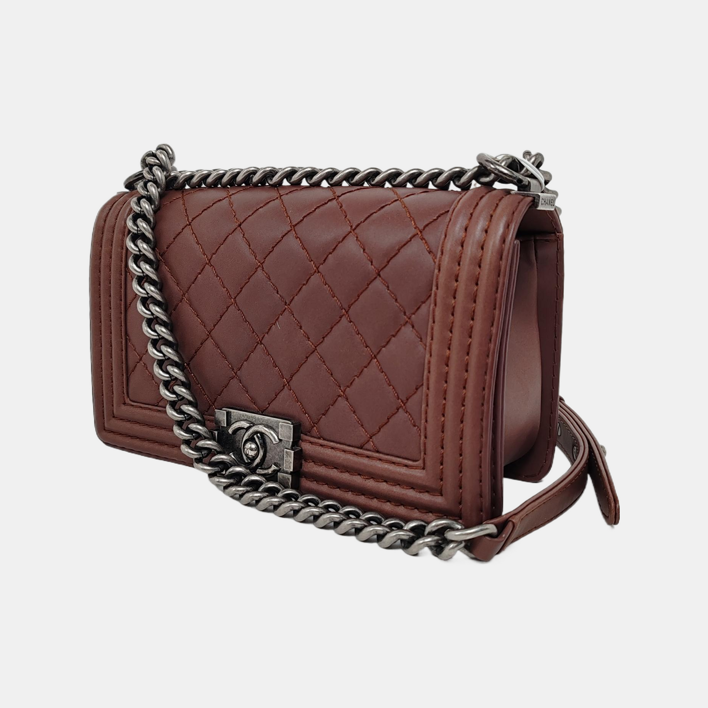CHANEL BOY CHANEL Medium Burgundy Calfskin Quilted Shoulder Bag Tote Crossbody Bag Ruthenium Hardware 18K Clasp-(SKU)-946021622