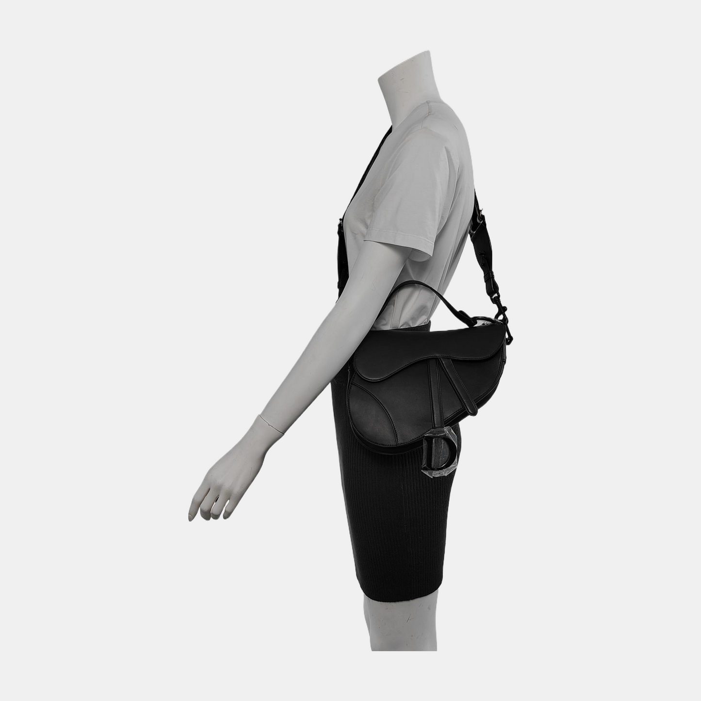 DIOR Saddle Small Black Calfskin Saddle Bag Single Shoulder Bag Tote with Black Hardware and Removable Strap-(SKU)-940890470