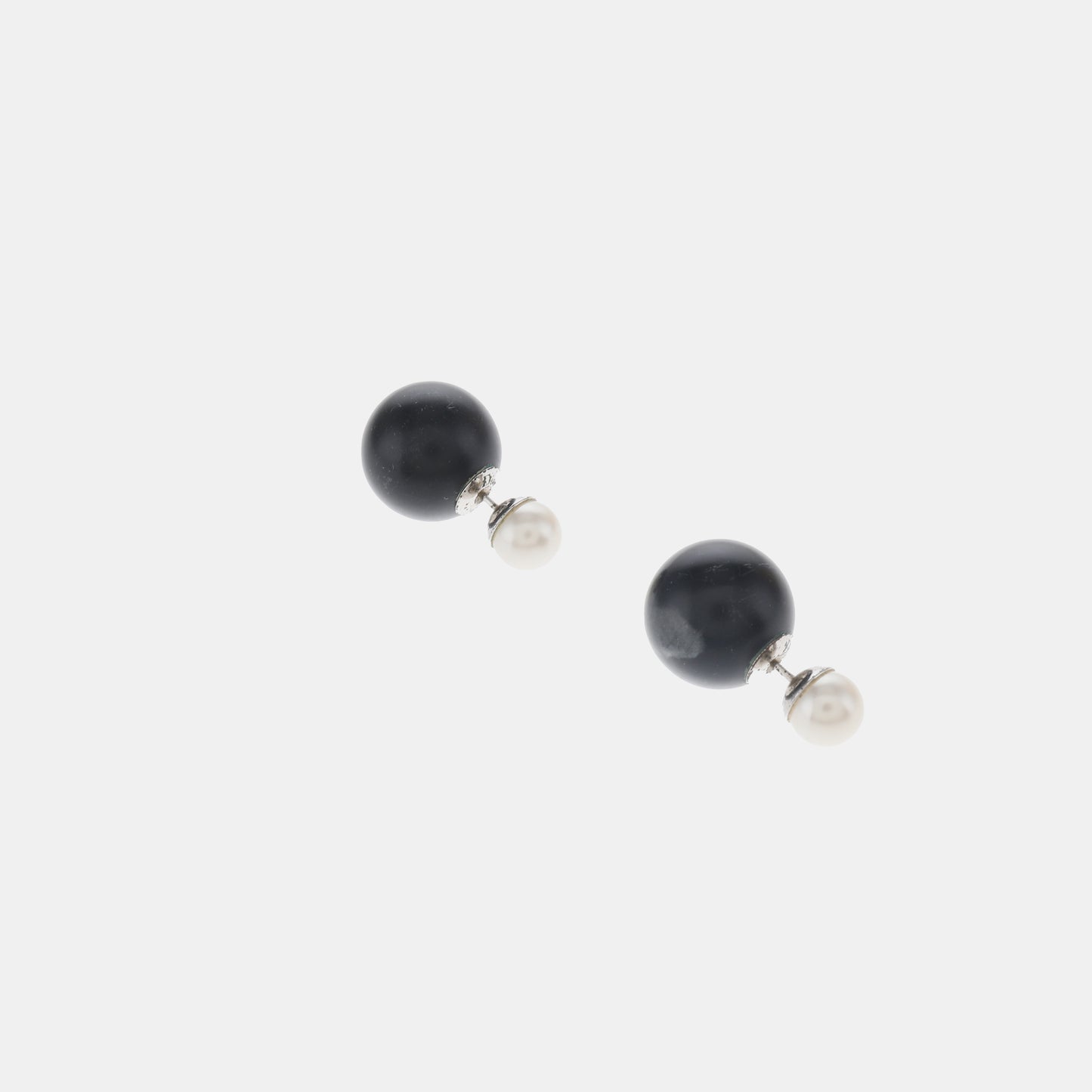DIOR Dior Tribales White Resin Synthetic Material Stud Earrings-(SKU)-13910332