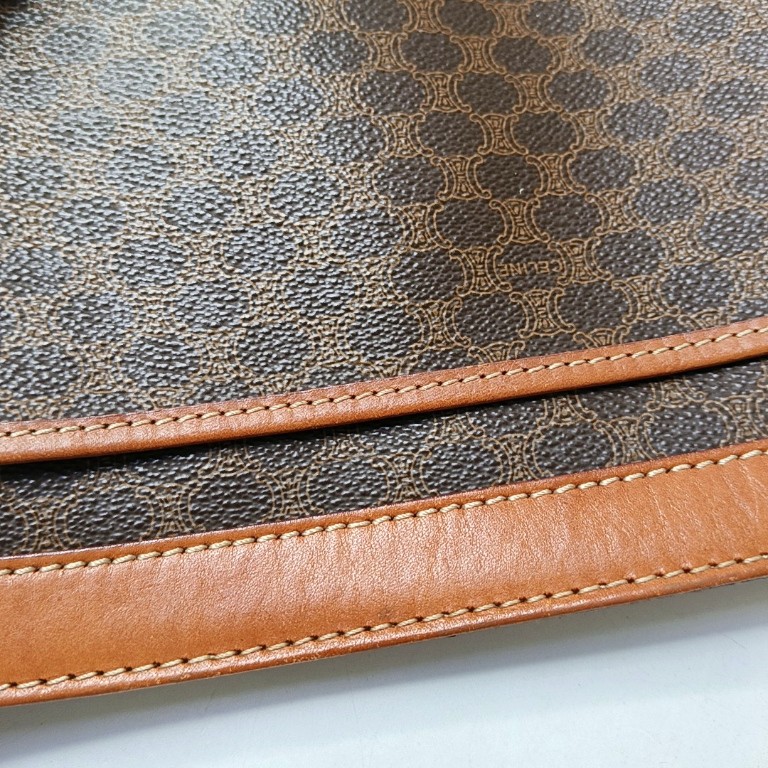 CELINE MACADAM CLUTCHES Brown Coated Canvas Triumph Clutch Golden hardware-(SKU)-947868204