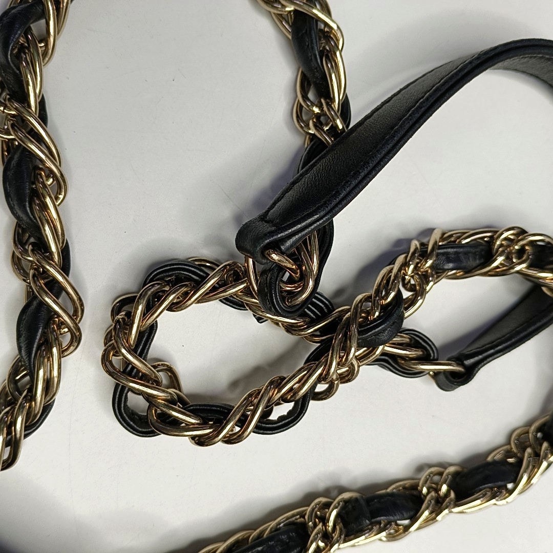 CHANEL CHAIN INFINITY TOP HANDLE Small Black Lambskin Quilted Chain Strap Shoulder Bag Crossbody Bag Golden Hardware 30cm-(SKU)-961018238