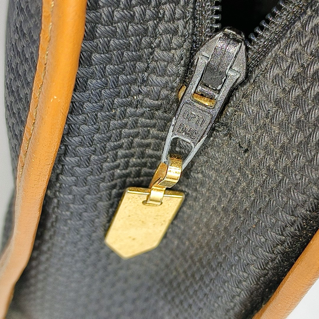 YSL Black cowhide tote bag Golden hardware-(SKU)-949952758