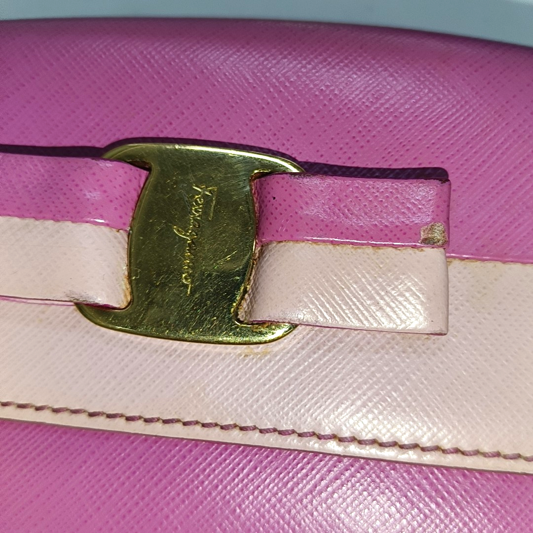 FERRAGAMO Vara Pink Leather Embossed Wallet Golden hardware-(SKU)-930486413