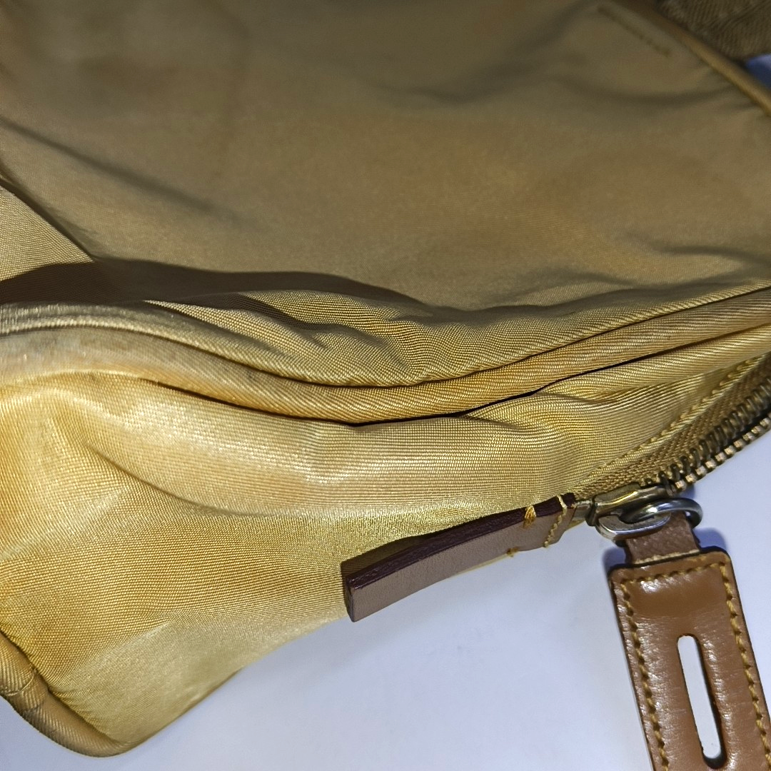 PRADA Tote bag Khaki Leather Logo Handbag Golden hardware-(SKU)-937766784