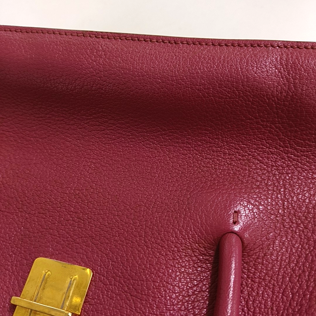 Miu Miu Pink Cowhide Single Shoulder Bag Golden hardware Removable shoulder strap-(SKU)-947216703