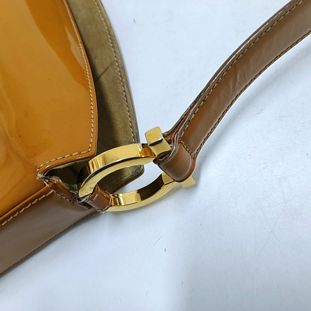 FERRAGAMO Tote bag Brown Cowhide Single Shoulder Bag Tote Golden hardware-(SKU)-942554385