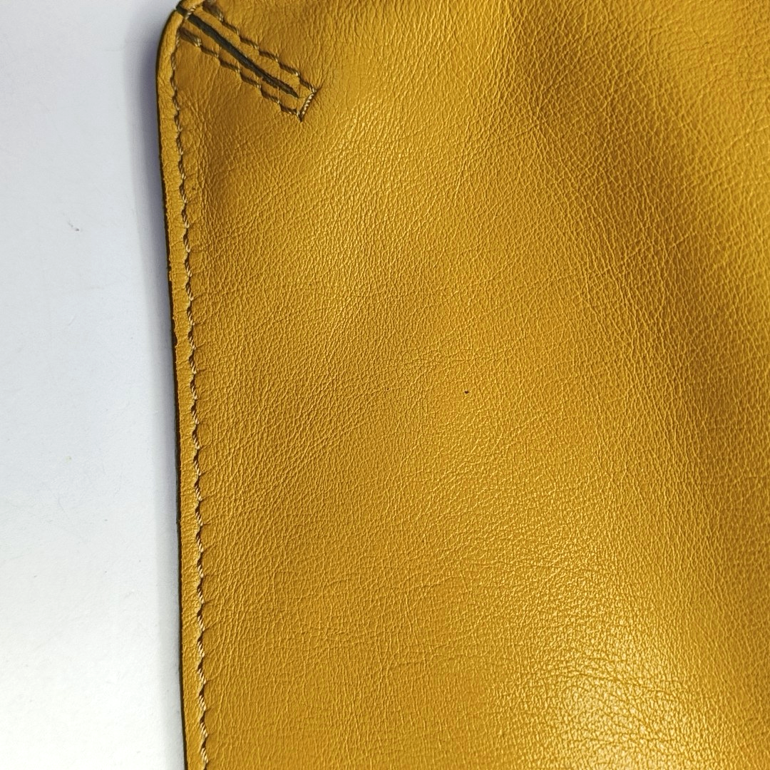 BURBERRY Tote bag Mustard Cowhide Cutout Single Shoulder Bag Golden hardware Sub-bag-(SKU)-953287825