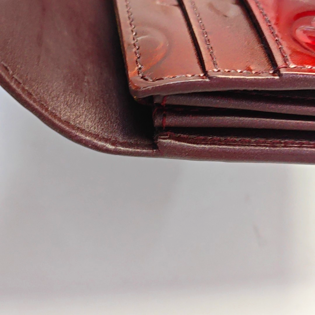 LOUIS VUITTON PORTE MONNAIE Red patent leather embossed wallet Golden hardware-(SKU)-958031193