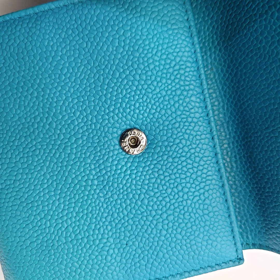 CHANEL Blue pebbled leather wallet Silver Hardware 17nan-(SKU)-947387865