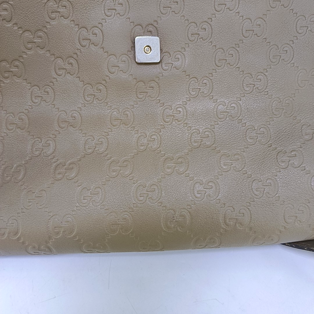 GUCCI Khaki Cowhide Monogrammed Stamped Crossbody Bag Golden hardware-(SKU)-960073647