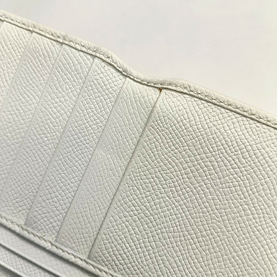 BVLGARI BVLGARI White Cowhide Wallet Silver Hardware-(SKU)-949211170