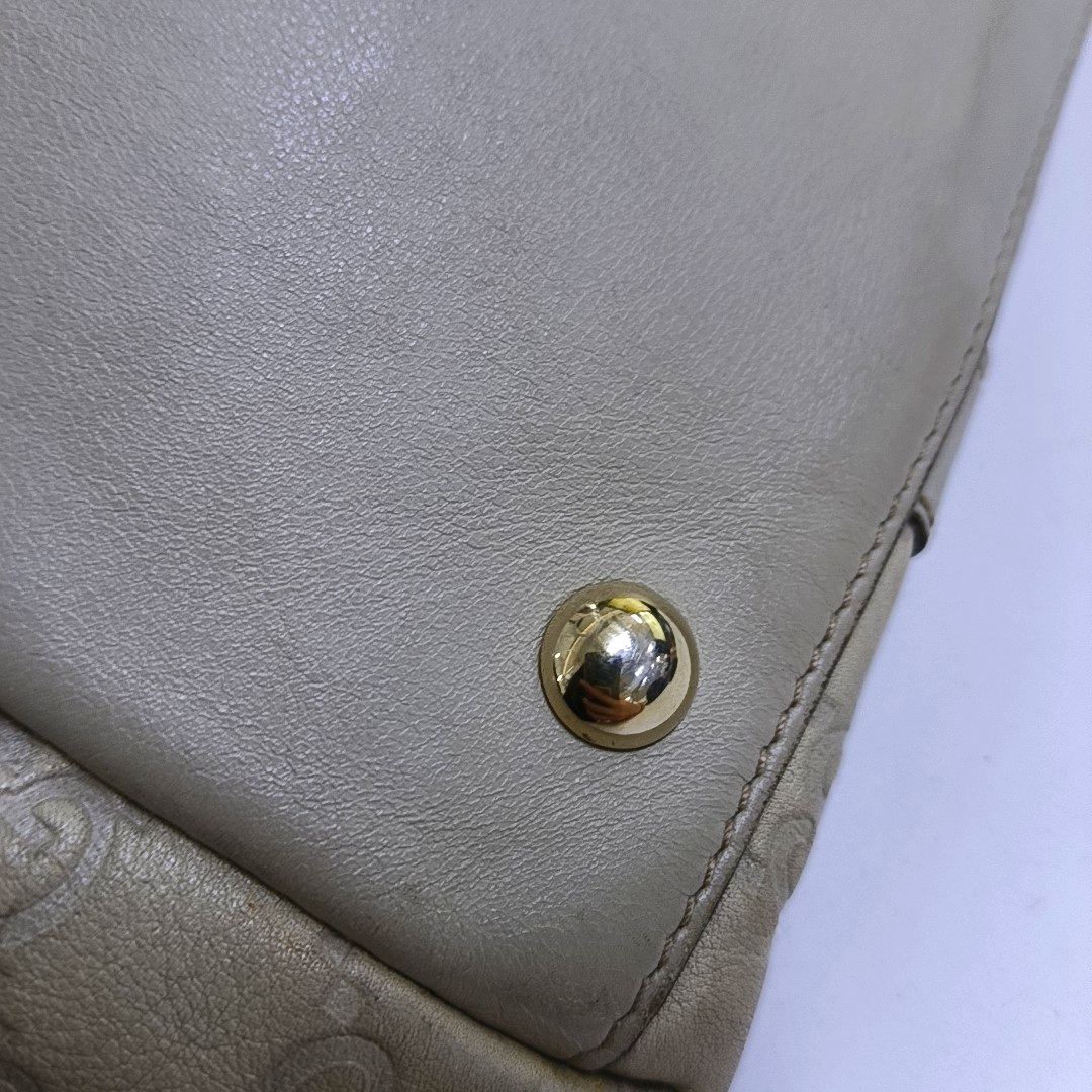 GUCCI Abbey White cowhide 老花压纹 (monogram embossed) shoulder bag/handbag Golden hardware-(SKU)-957784065