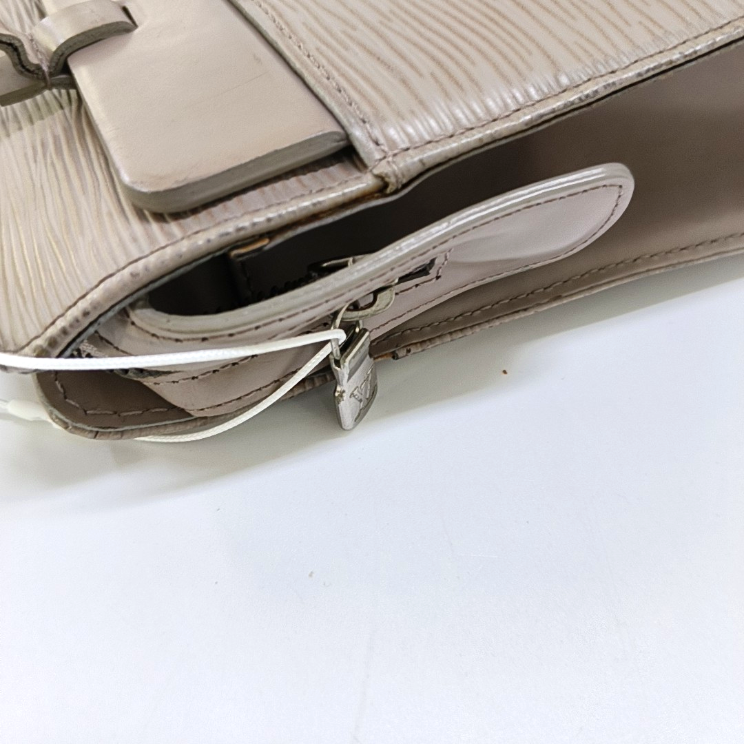 LOUIS VUITTON VINTAGE CROISETTE Large size 粉紫色EPI牛皮水波纹Shoulder Bag Handbag Silver Hardware-(SKU)-953507402