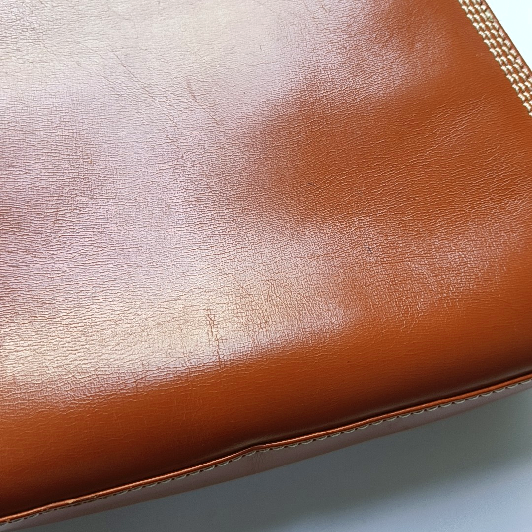 LOEWE Brown Cowhide Quilted shoulder bag Golden hardware-(SKU)-946671303
