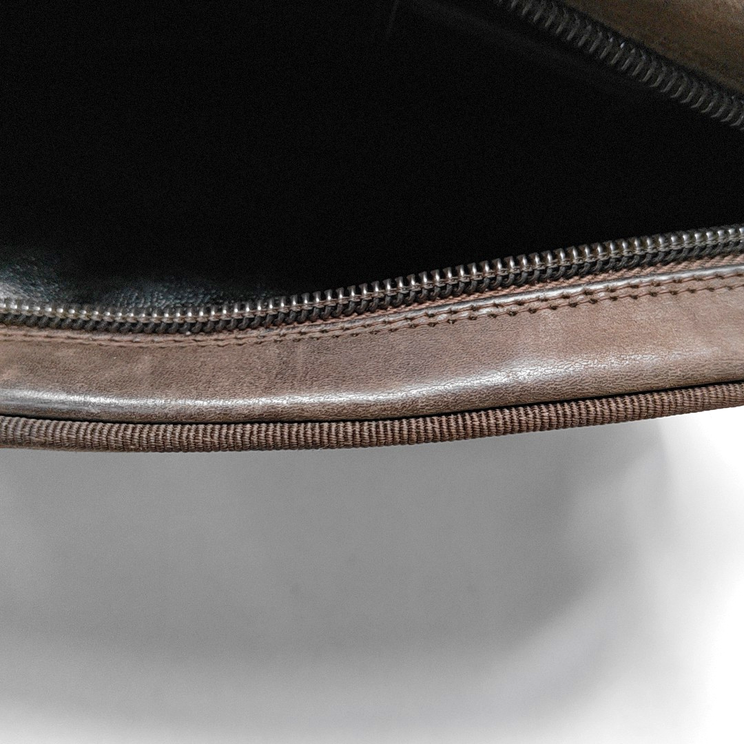 FERRAGAMO Vara Brown Leather Crossbody Single Shoulder Bag Golden hardware-(SKU)-944711429
