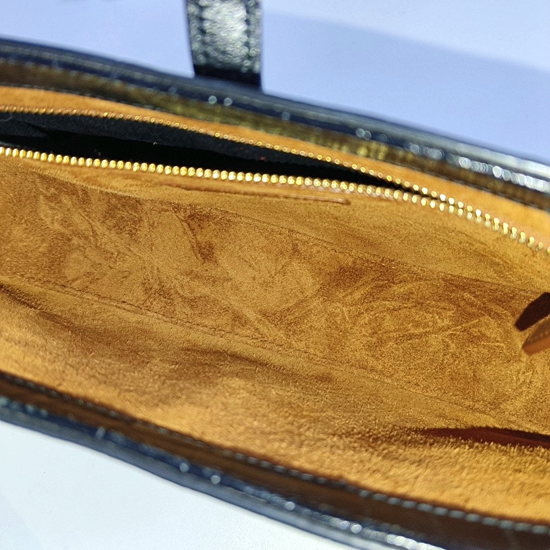 YSL LE 5 À 7 Black Calf Leather Crocodile Embossed Handbag Single Shoulder Bag Golden Hardware-(SKU)-965773000