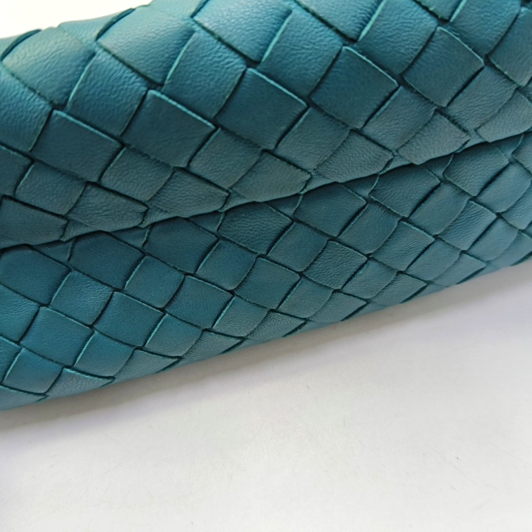 BOTTEGA VENETA Blue-Green Sheepskin Woven Handbag Black hardware-(SKU)-951463854