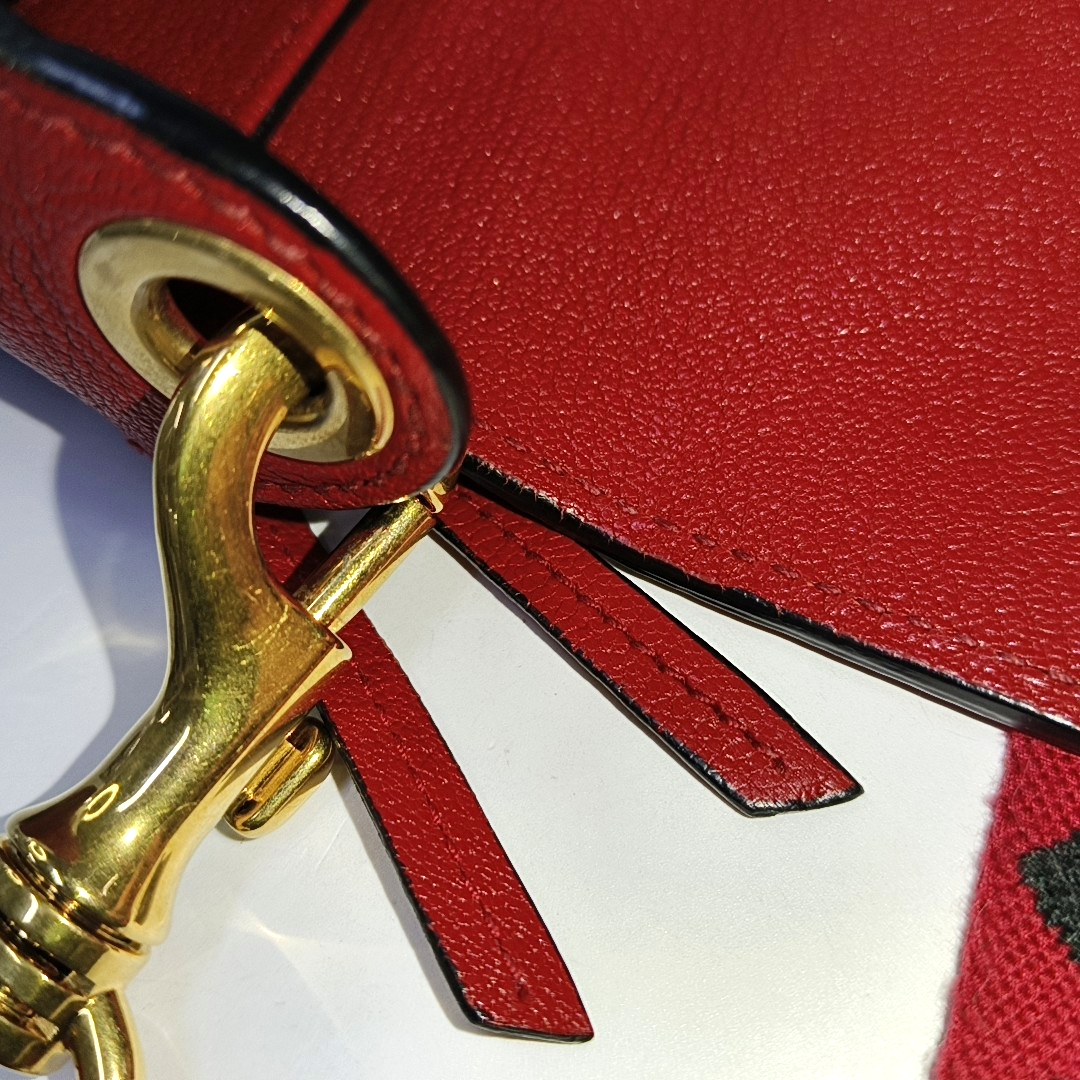 Miu Miu Red Cowhide Floral Single Shoulder Bag Tote Bag Crossbody Golden hardware Removable shoulder strap-(SKU)-945183259
