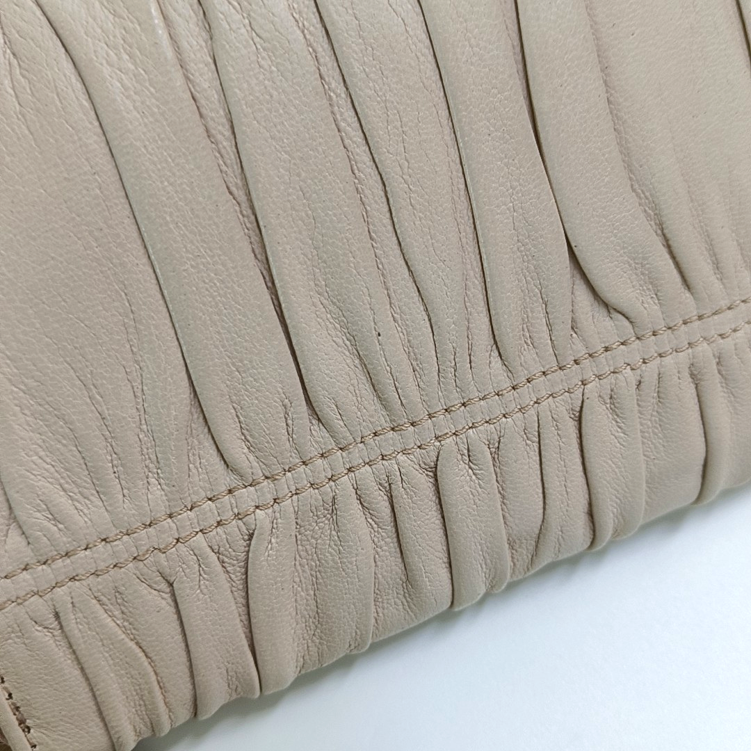 PRADA Beige Lamb Leather Quilted Wallet Golden hardware-(SKU)-955711788
