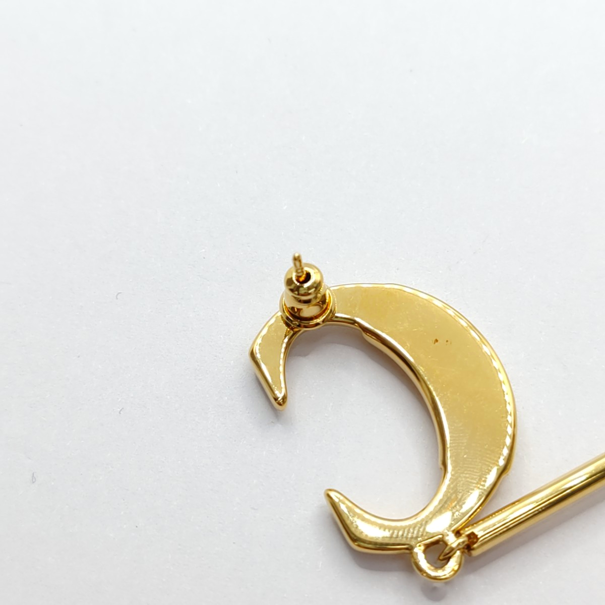 Chloé 金色合金,人造珍珠耳环-(SKU)-936978442