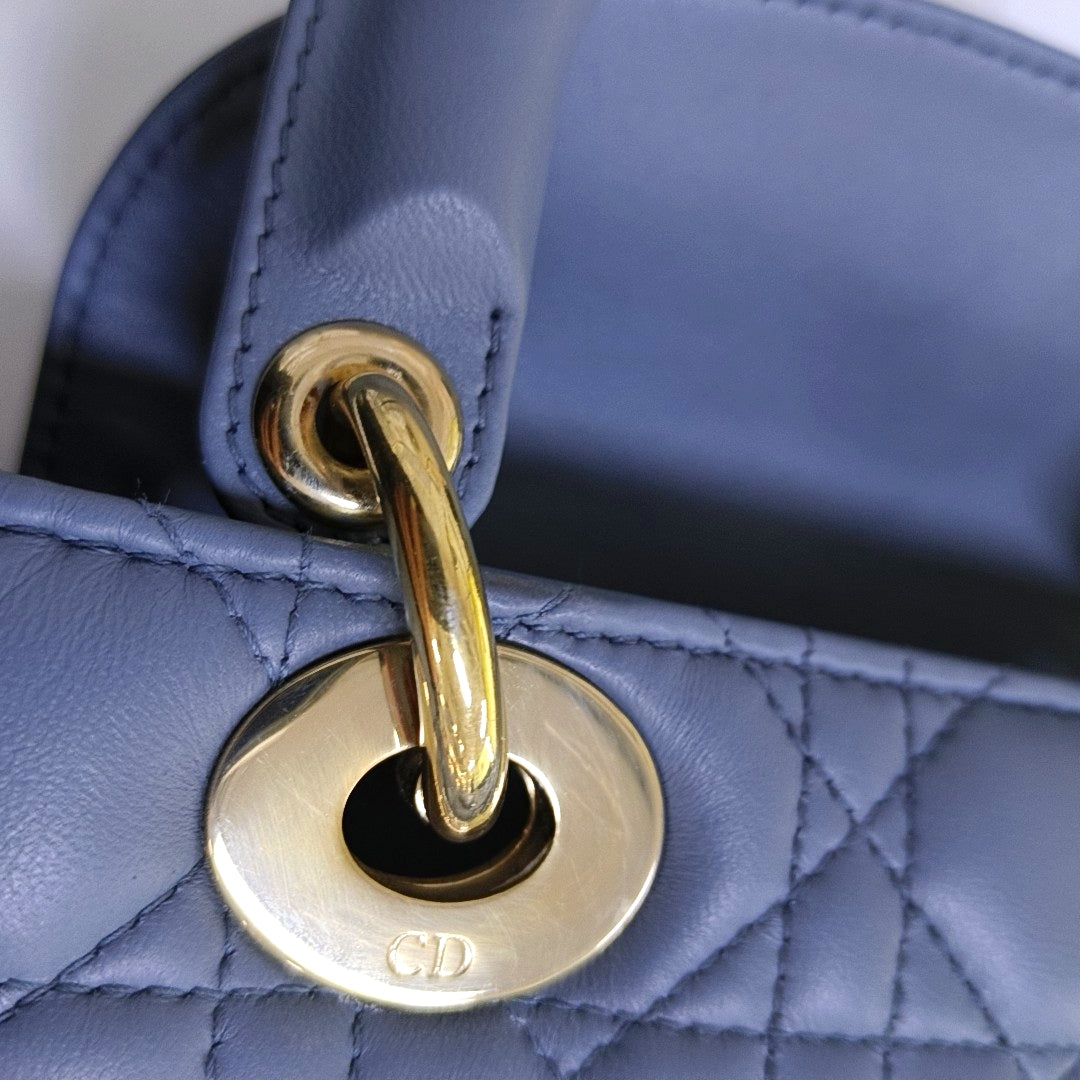 DIOR Lady Dior Small Light Blue Lamb Skin Quilted Diagonal Bag 4-Compartment Single Shoulder Bag Crossbody Handbag with Gold Hardware and Removable Shoulder Strap-(SKU)-967022715