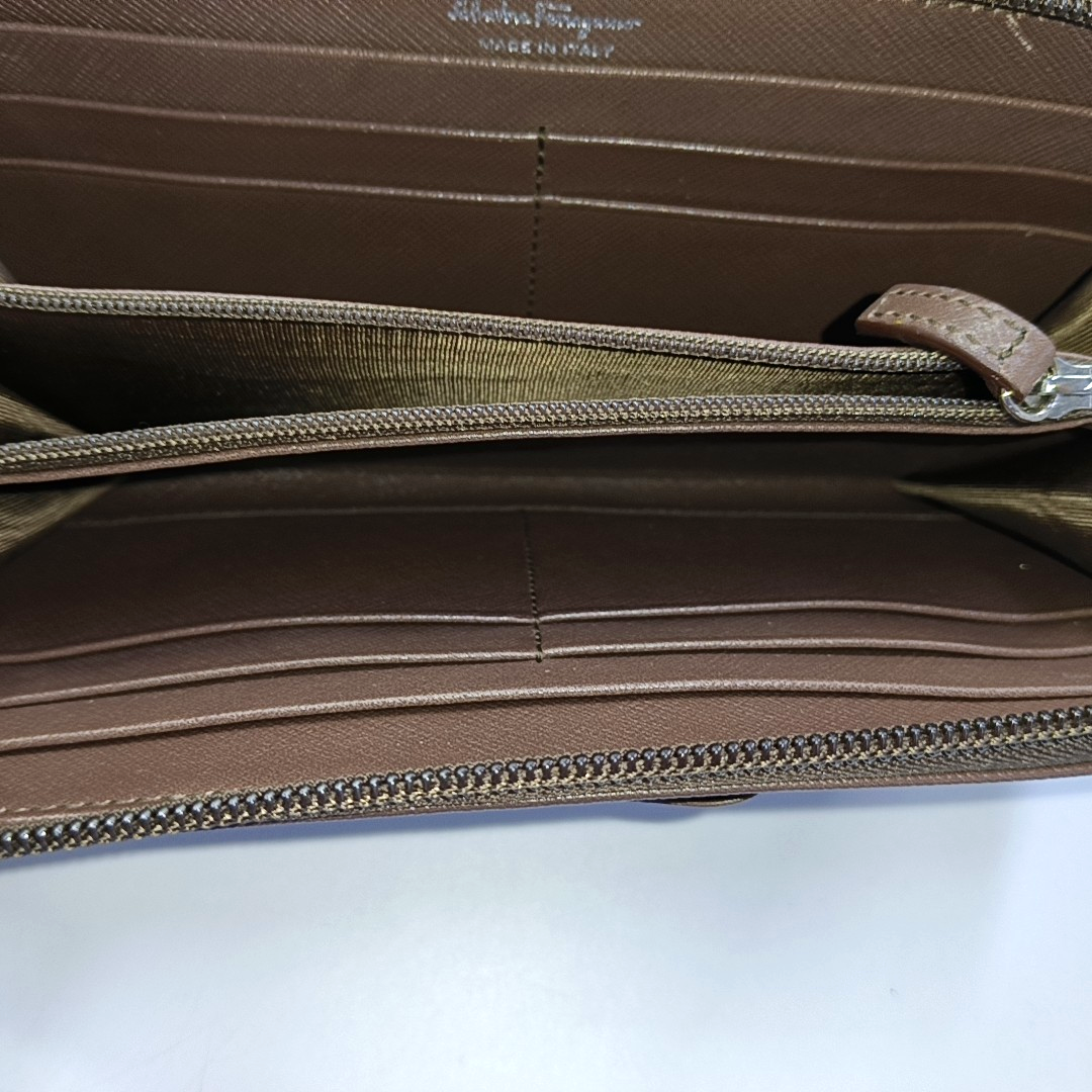FERRAGAMO Vara Dark Brown Leather Embossed Wallet Silver Hardware-(SKU)-943942165