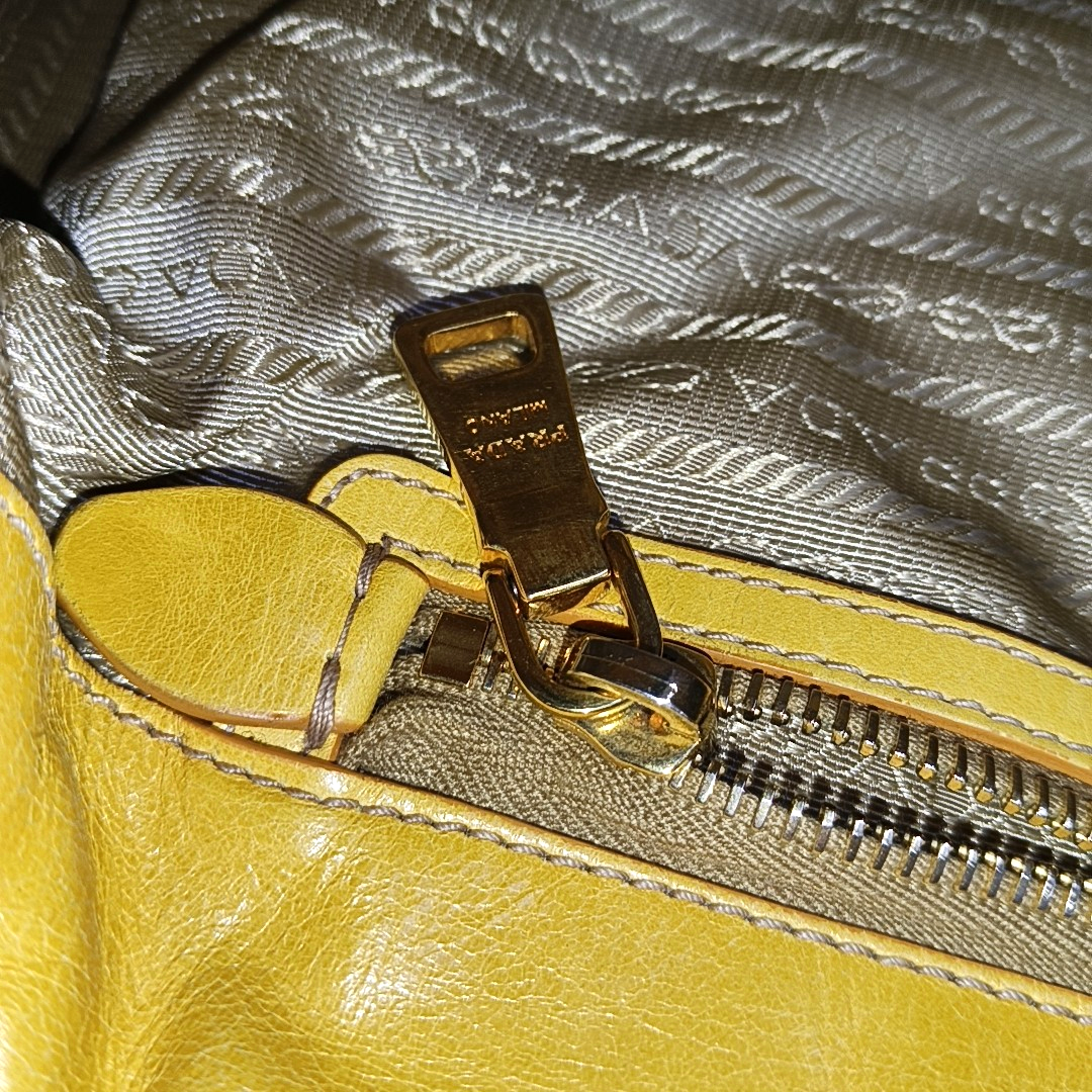 PRADA Tote bag Yellow Leather Crossbody Bag Golden hardware Removable shoulder strap-(SKU)-959736283