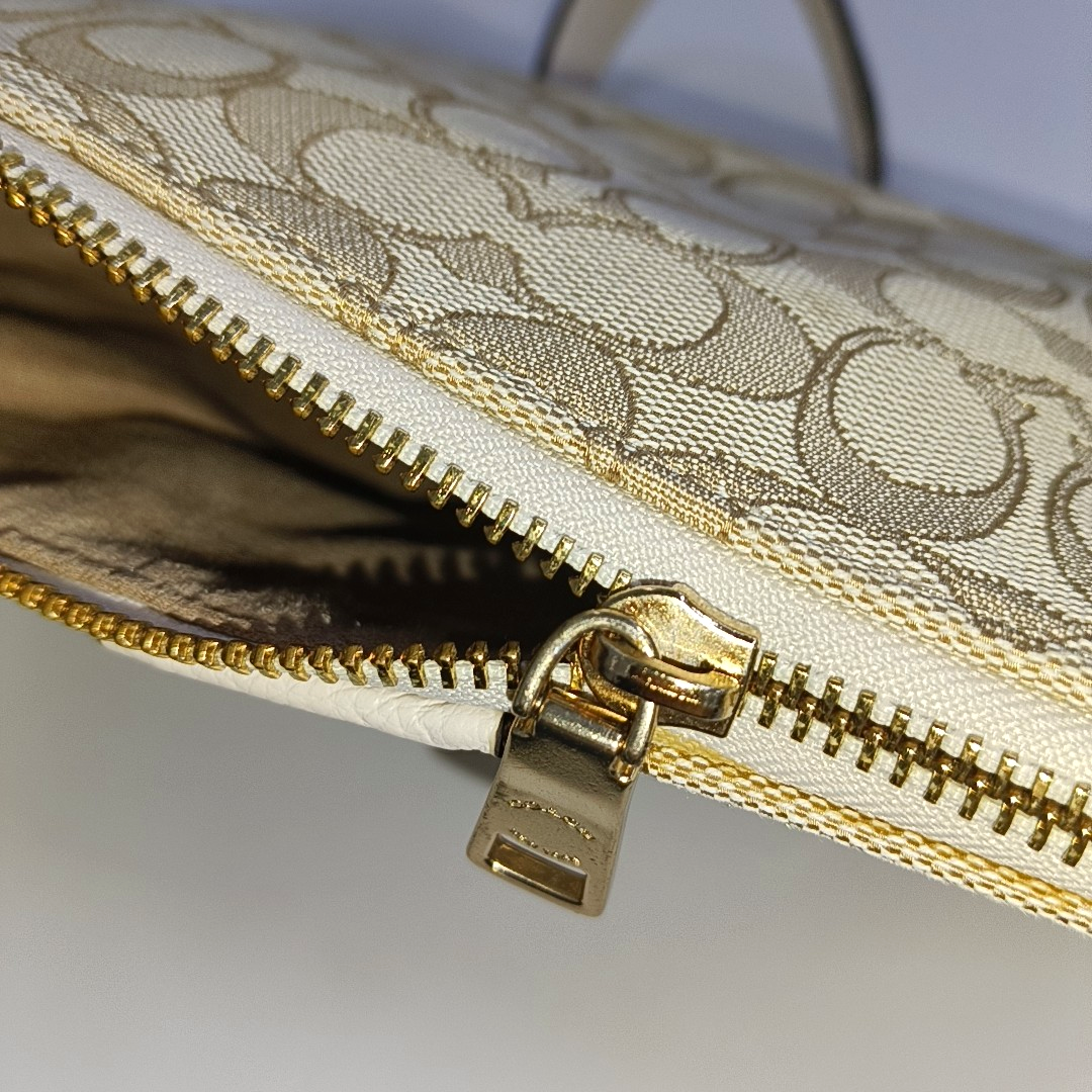 COACH Beige Canvas Monogrammed Crossbody Bag Shoulder Bag Golden hardware Removable shoulder strap-(SKU)-940143188