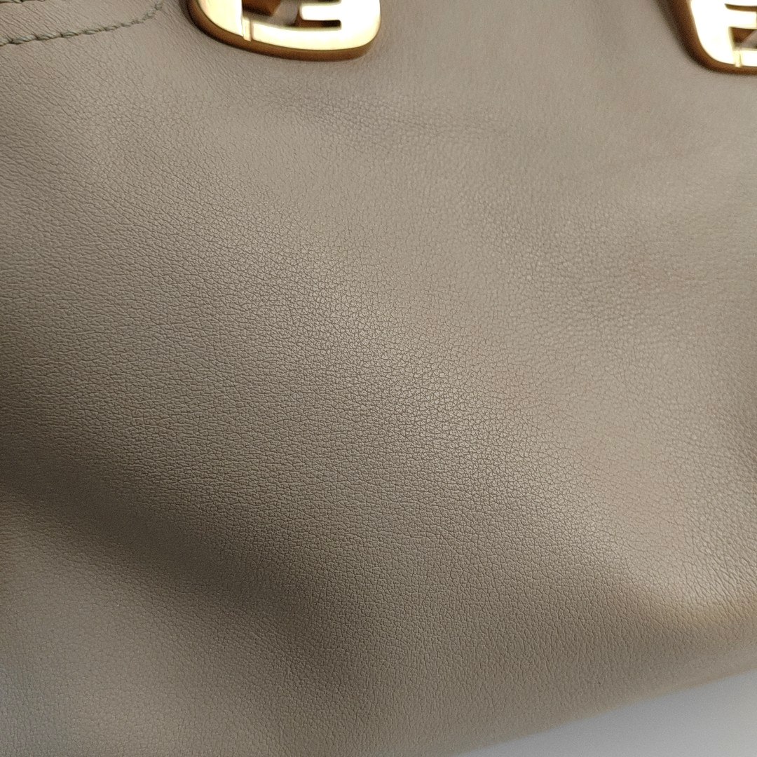 FENDI Chameleon Khaki Cowhide Single Shoulder Handbag Crossbody Bag Golden hardware Removable shoulder strap-(SKU)-960576924