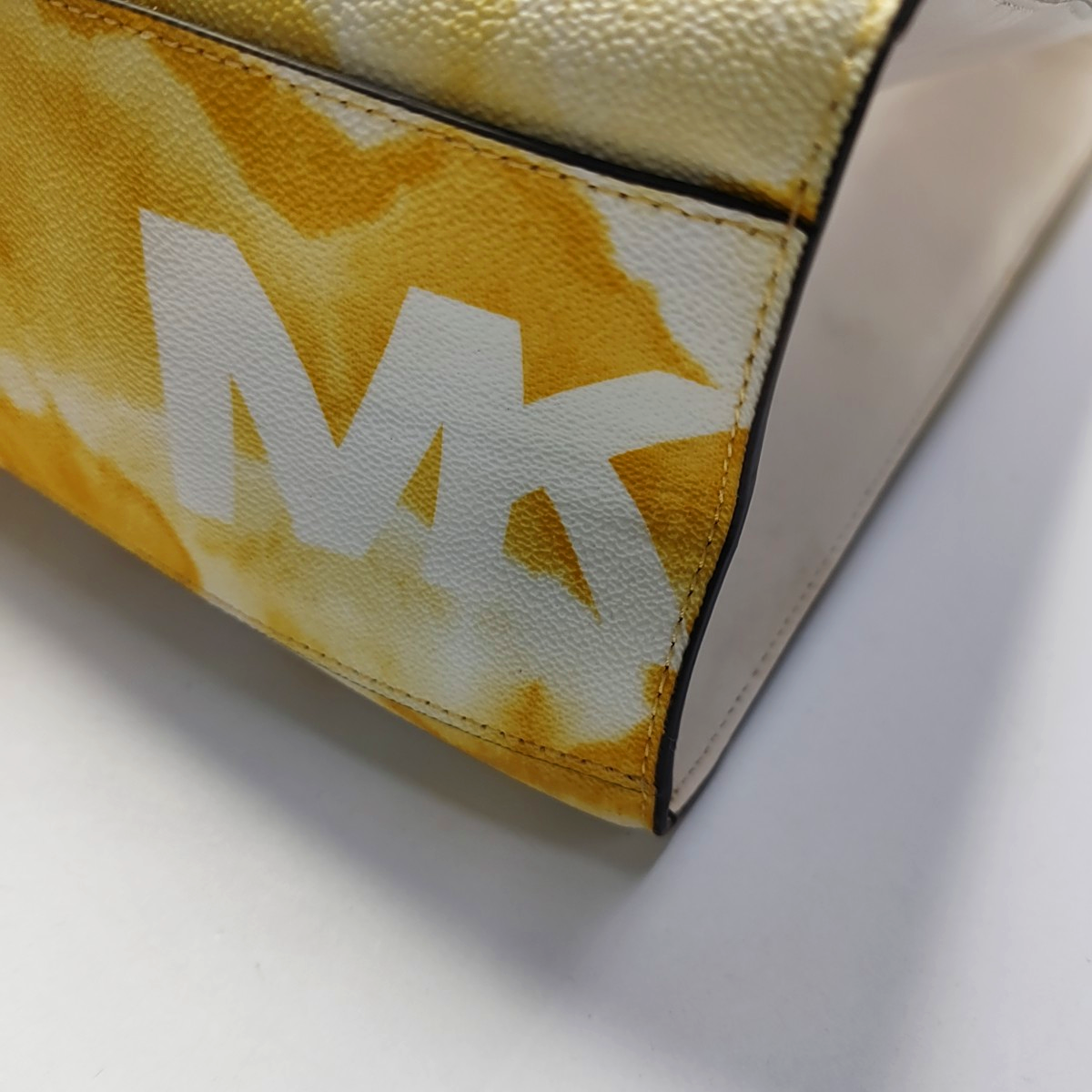 MICHAEL KORS Mercer Yellow Coated Canvas Monogrammed Single Shoulder Bag Handbag Golden hardware-(SKU)-937777221