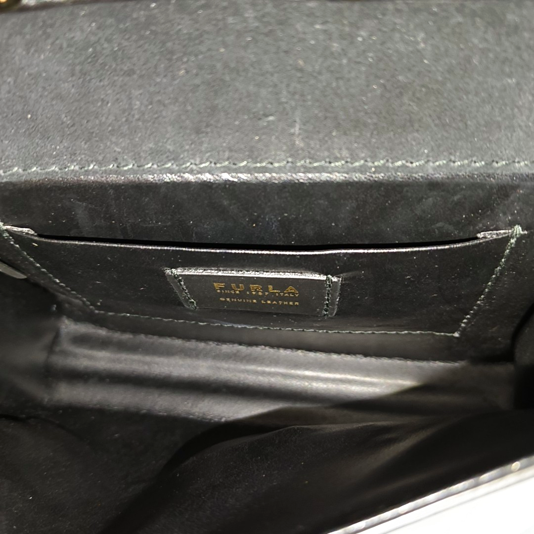 FURLA Black Leather Crossbody Bag Golden hardware Removable shoulder strap-(SKU)-14470958