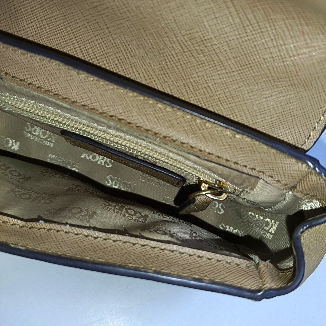 MICHAEL KORS Small size Khaki Leather Embossed Crossbody Bag, Handbag, Shoulder Bag Golden hardware Removable shoulder strap-(SKU)-940776973