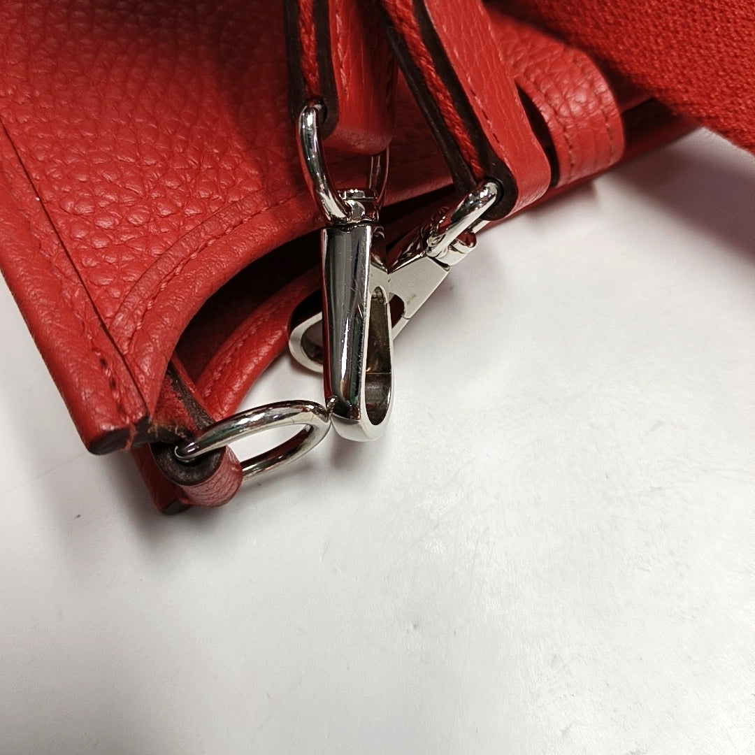HERMÈS Evelyne TPM Vermilion Clemence Leather Cutout Evelyne Crossbody Shoulder Bag with Removable Strap Gold Hardware C-(SKU)-968761133