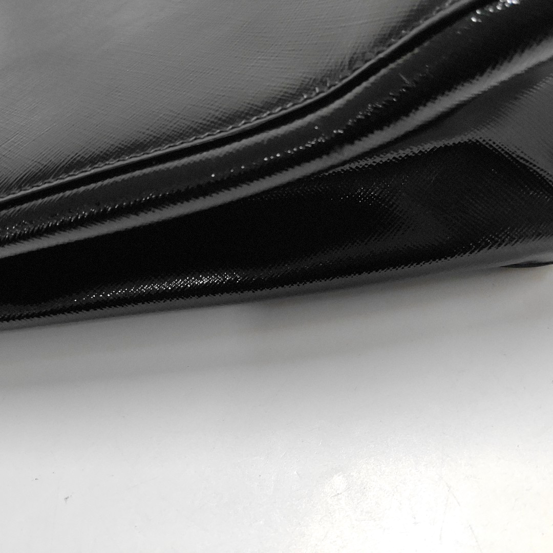 PRADA Slim Convertible Vernice Black Leather Logo Cross Grain Handbag Single Shoulder Bag Golden hardware-(SKU)-958471694