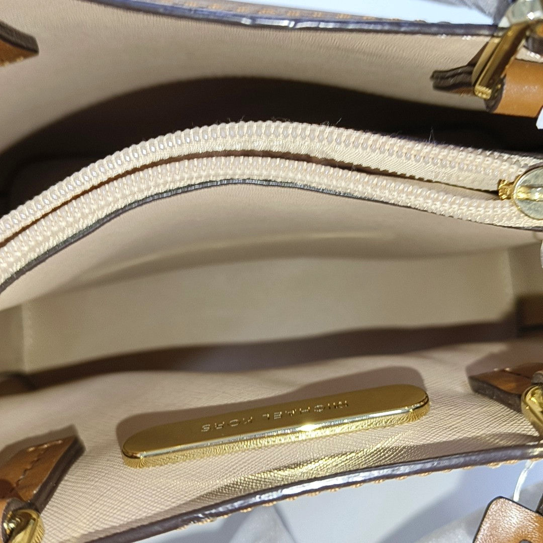 MICHAEL KORS Brown Cowhide Single Shoulder Bag Tote Shoulder Bag Crossbody Bag Golden hardware Removable shoulder strap-(SKU)-946531929