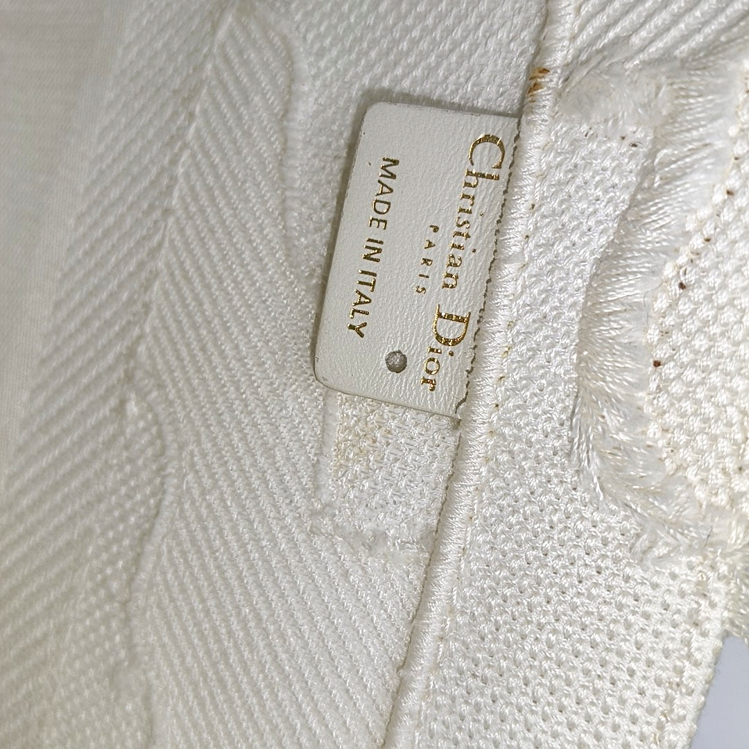 DIOR Book Tote Medium White Canvas Embroidered Tote Bag-(SKU)-945787437