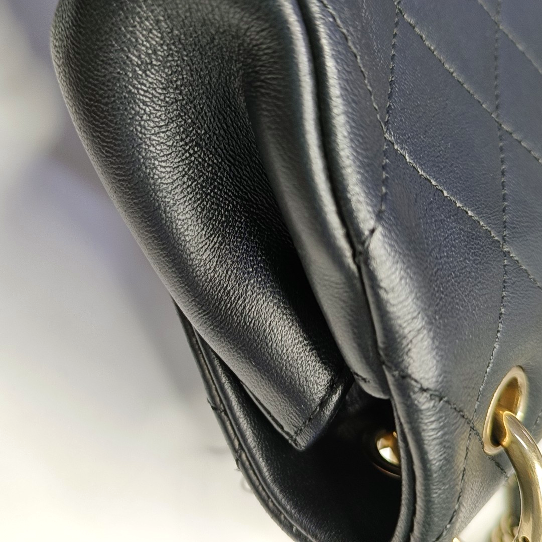 CHANEL CHAIN INFINITY TOP HANDLE Small Black Lambskin Quilted Chain Strap Shoulder Bag Crossbody Bag Golden Hardware 30cm-(SKU)-961018238