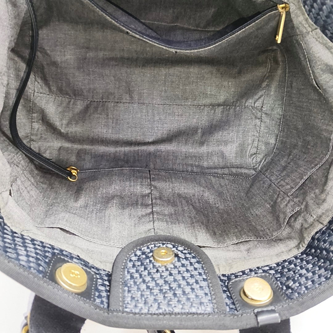 CHANEL DEAUVILLE large size black special material woven beach bag, shoulder bag, handbag with gold hardware and 31 chain links-(SKU)-971090385