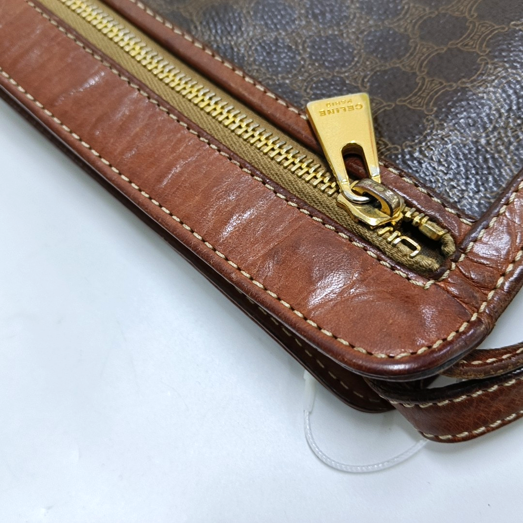CELINE MACADAM CLUTCHES Dark Brown Coated Canvas Triumph Handbag Tote Bag Golden hardware-(SKU)-959810652
