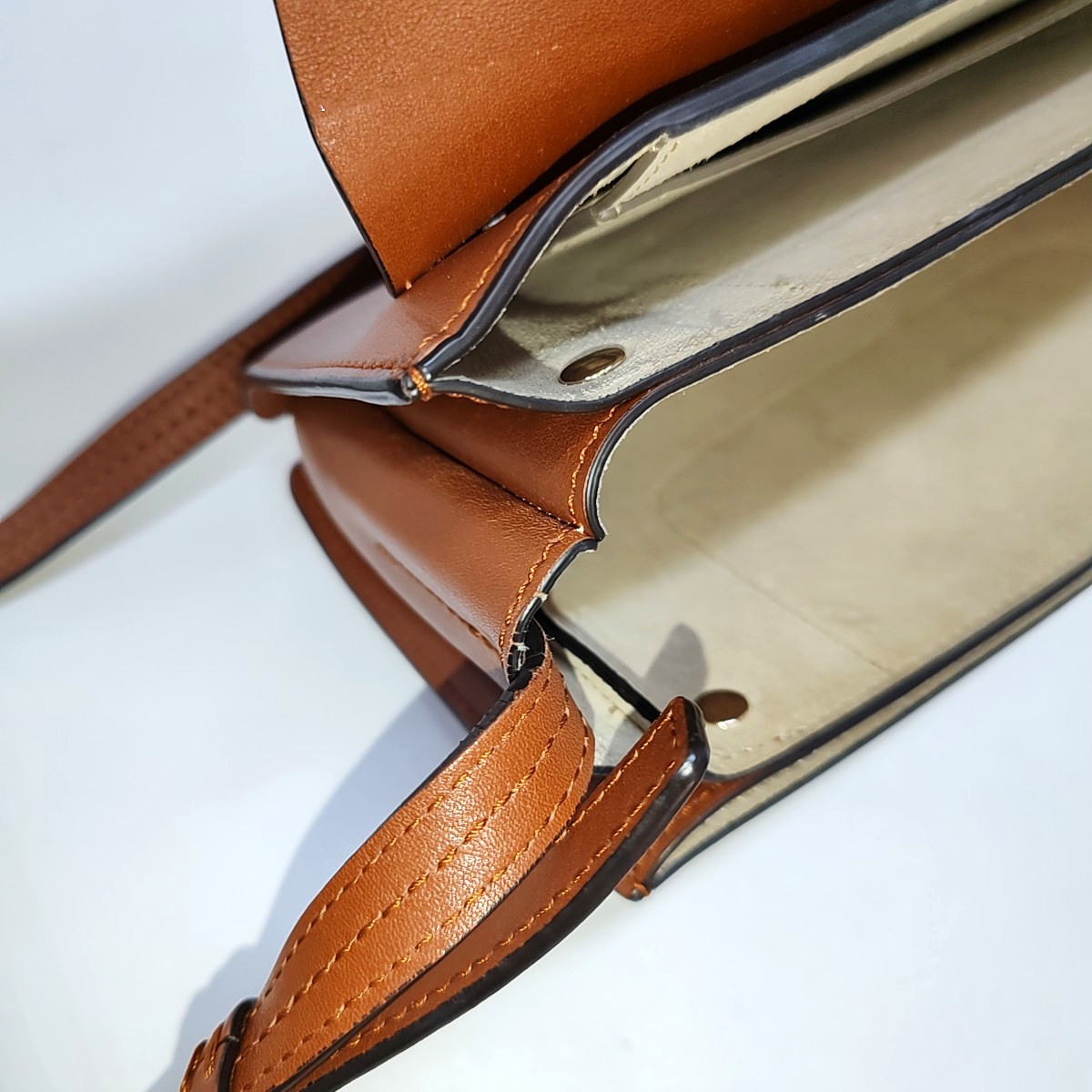 Chloé Faye Small size Brown Cowhide Embossed Crossbody Bag Single Shoulder Bag Golden hardware-(SKU)-957953452