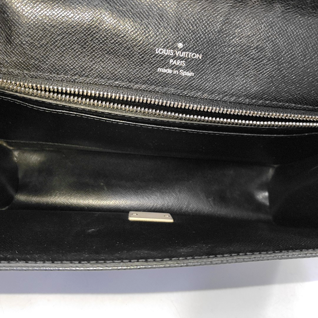 LOUIS VUITTON SELENGA Black Leather Clutch Handbag Silver Hardware-(SKU)-960473298