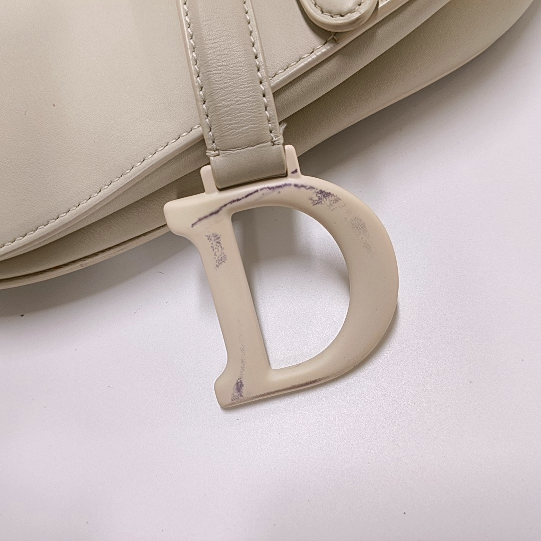 DIOR Saddle Small White Calfskin Saddle Bag Single Shoulder Bag and Tote with White Hardware-(SKU)-962207420